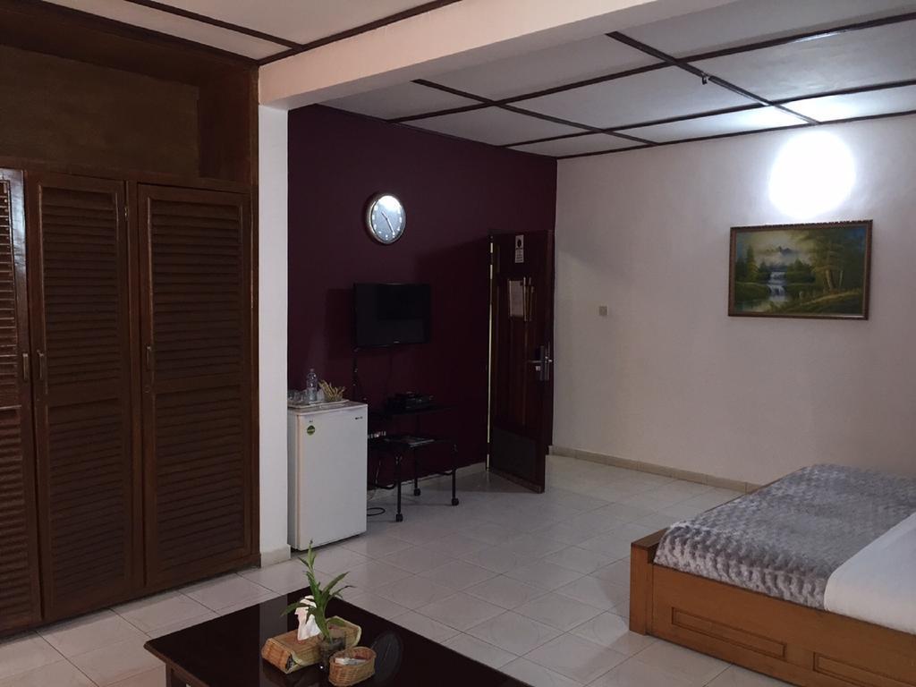 Sir Max Hotel Kumasi Rom bilde